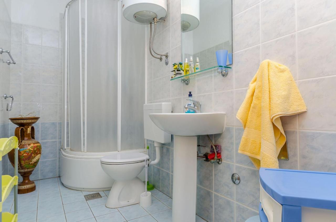 Apartments Stara Maslina Slatine Kültér fotó