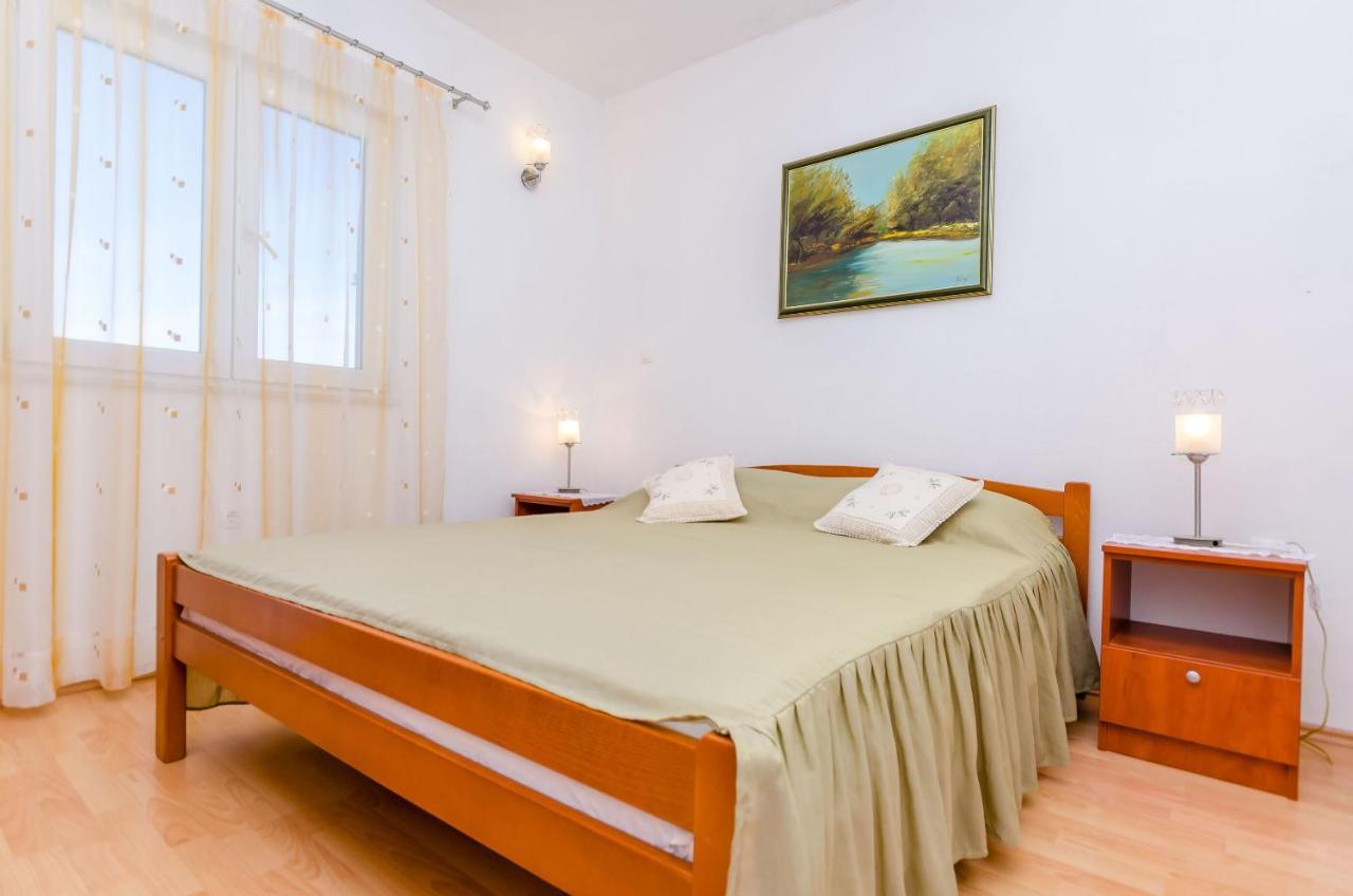 Apartments Stara Maslina Slatine Kültér fotó