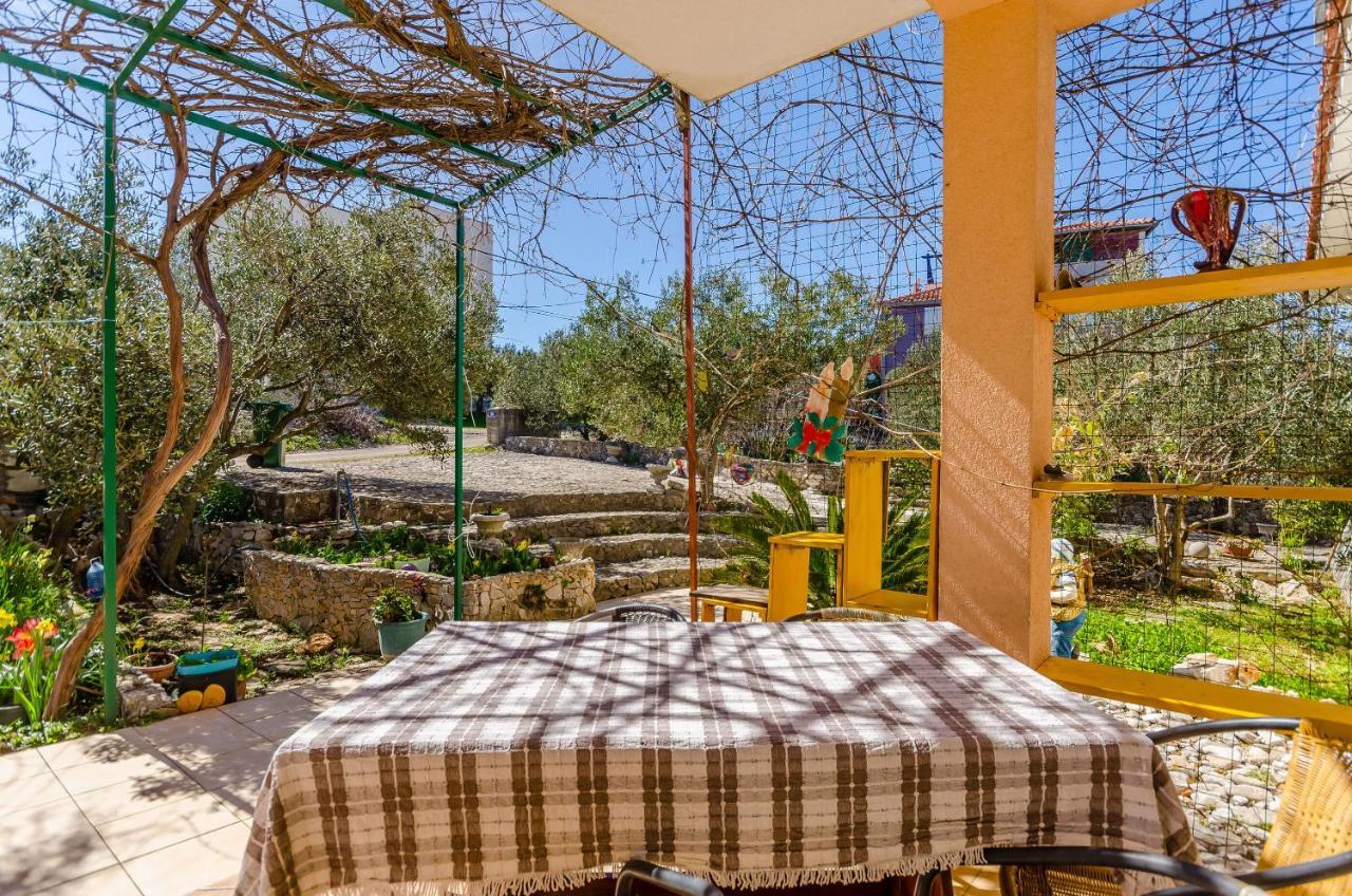 Apartments Stara Maslina Slatine Kültér fotó