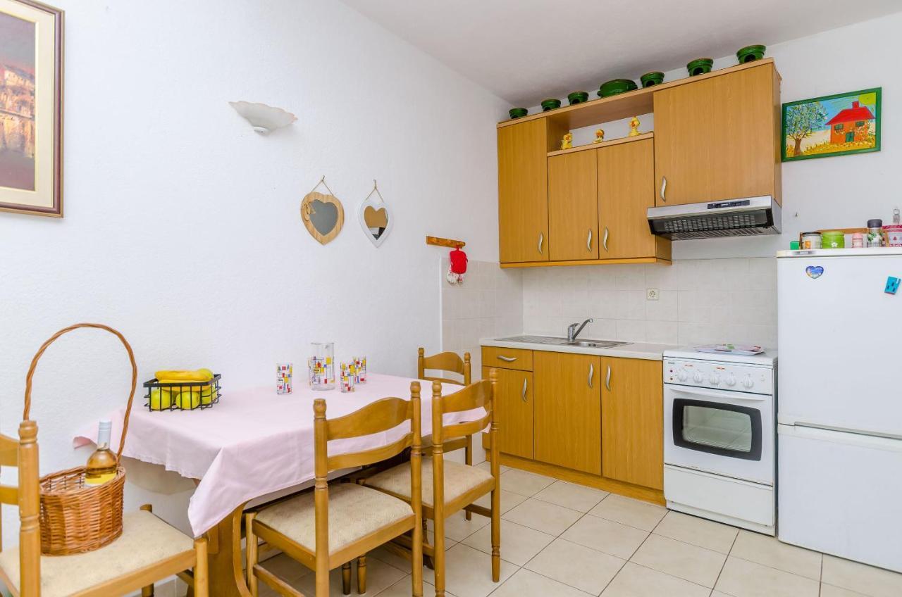 Apartments Stara Maslina Slatine Kültér fotó