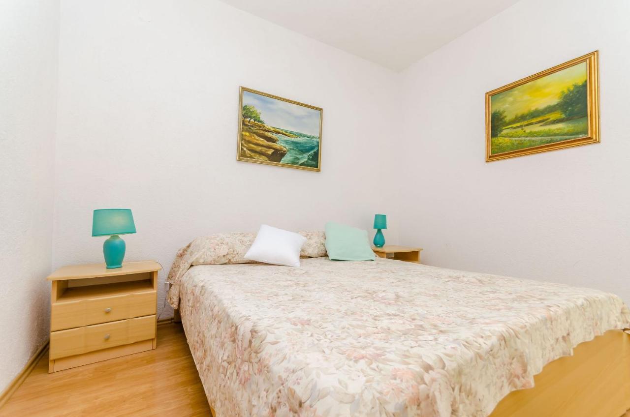Apartments Stara Maslina Slatine Kültér fotó